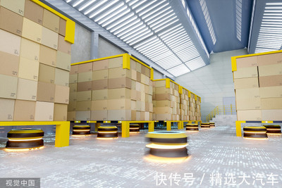 共譜快遞物流產業新篇章 上海快遞展聚焦新能源物流車與AGV搬運機器人